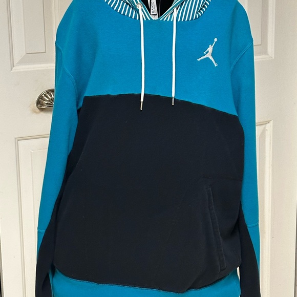 Puma medium unisex pullover hoodie with front pockets blue black color b… - Picture 4 of 13